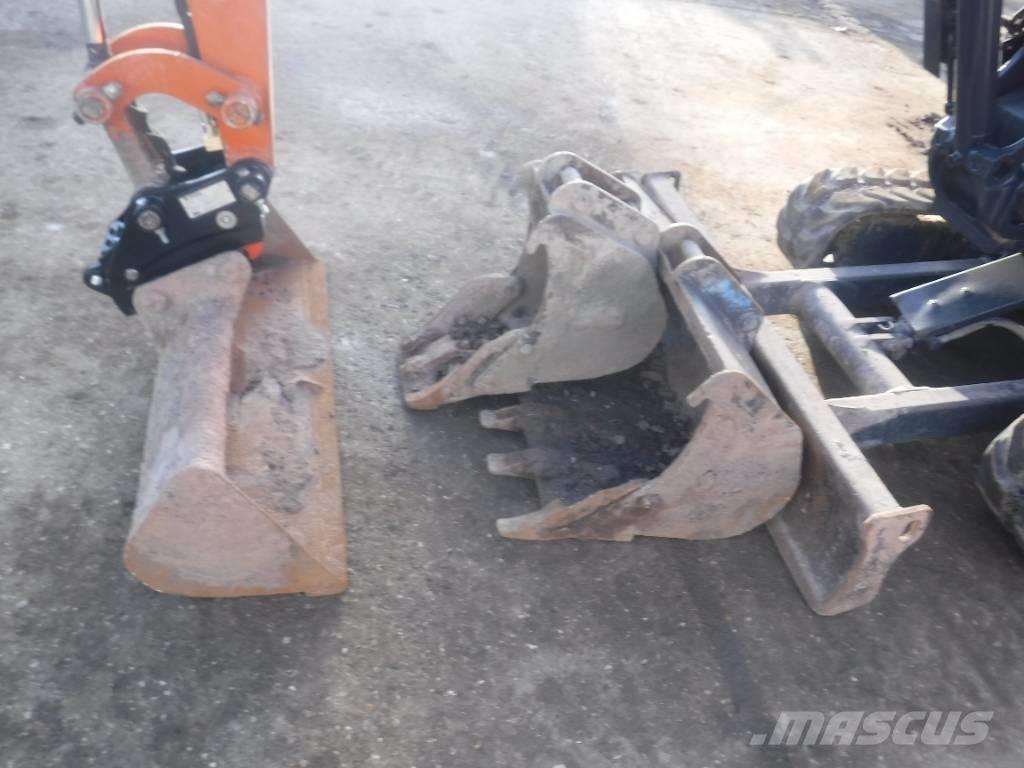 Hitachi ZX 33 U-6 Mini pelle < 7t