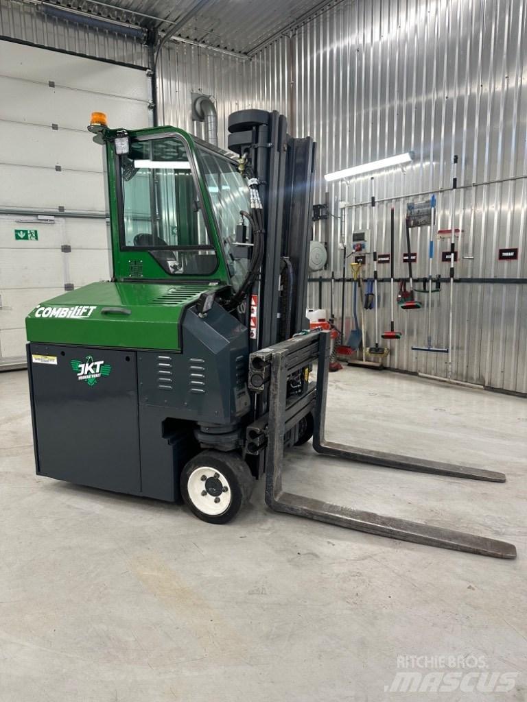 Combilift CB2500E Chariots élévateurs électriques