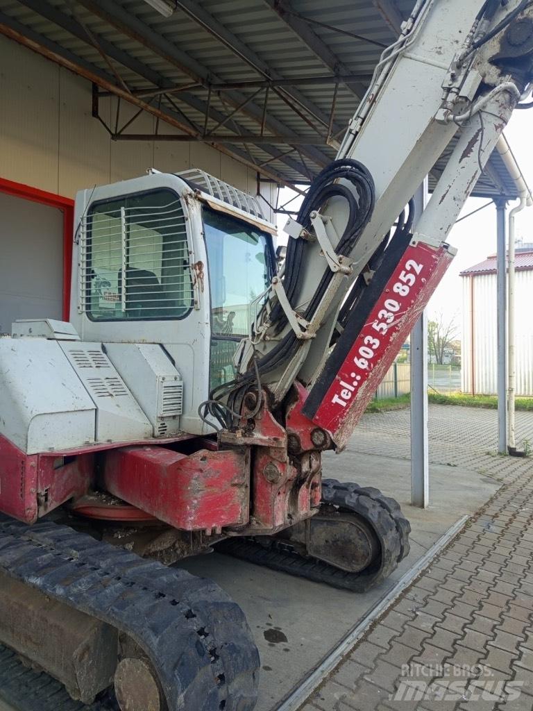 Takeuchi TB 180 FR Pelle sur chenilles