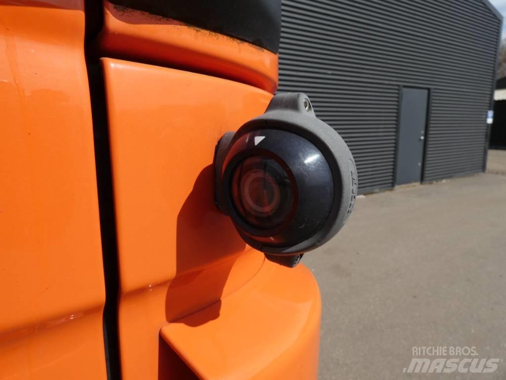 MAN TGL 12.220 Camion plateau ridelle avec grue