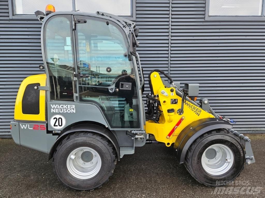 Wacker Neuson WL 25 Chargeuse sur pneus
