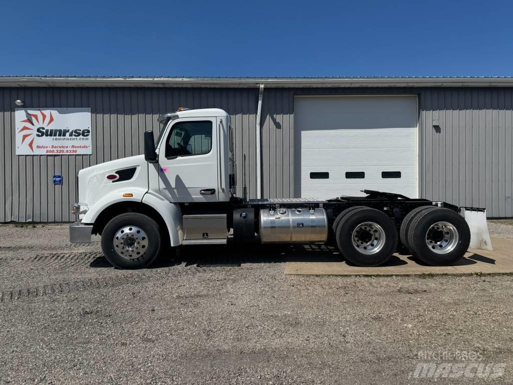 Peterbilt 567 Tracteur routier