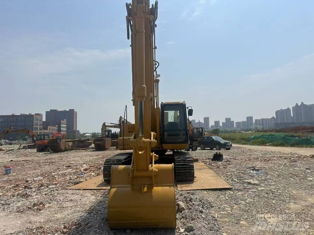 CAT 320 C L Pelle sur chenilles