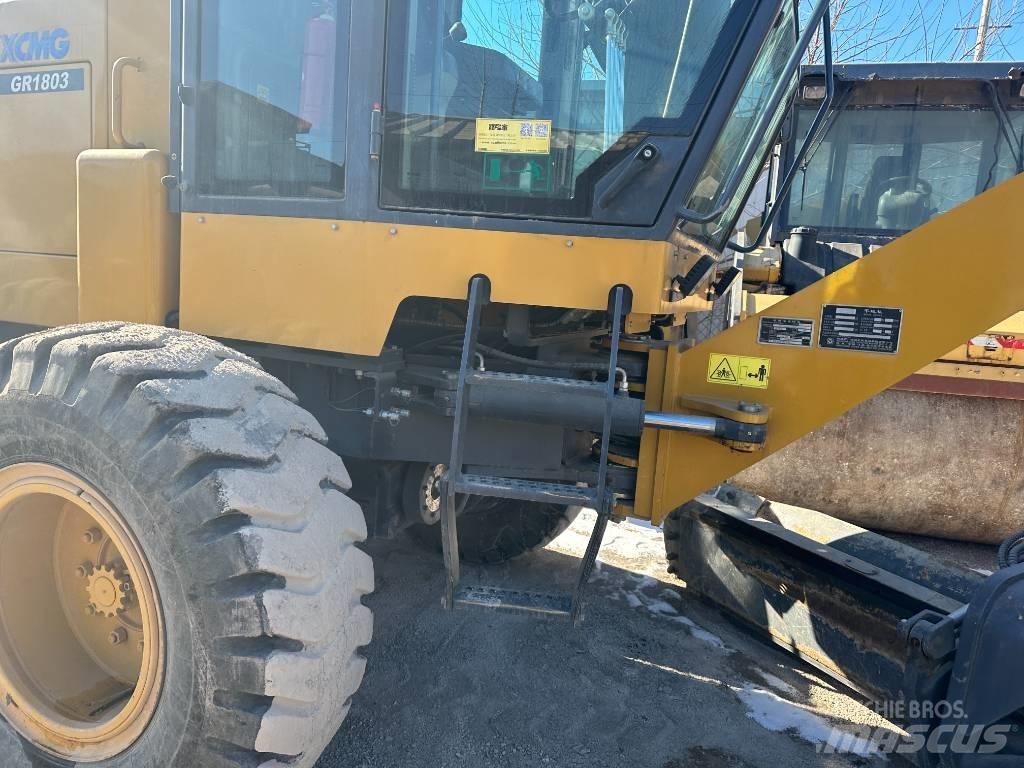 XCMG GR1803 Niveleuse