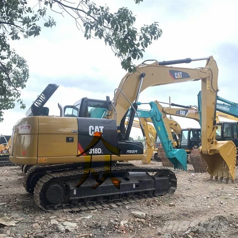 CAT 318 D Pelle sur chenilles