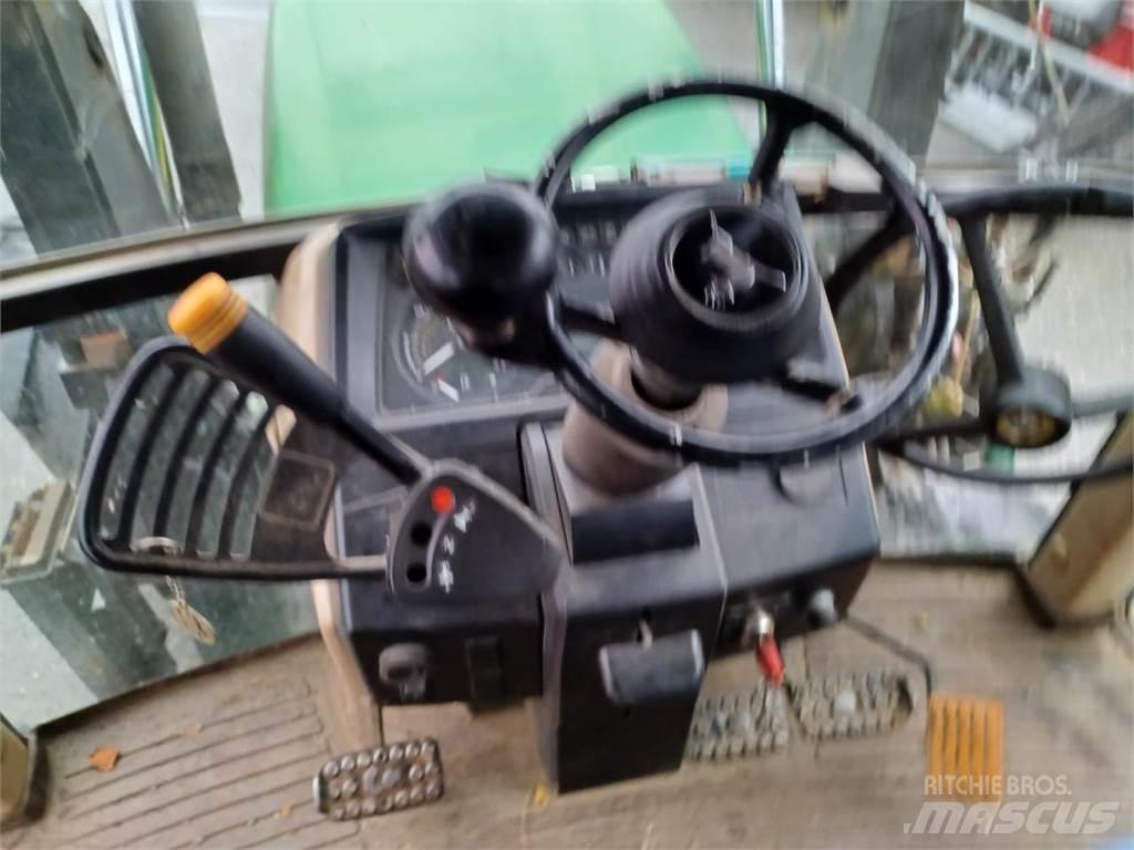John Deere 6110SE Tracteurs forestiers