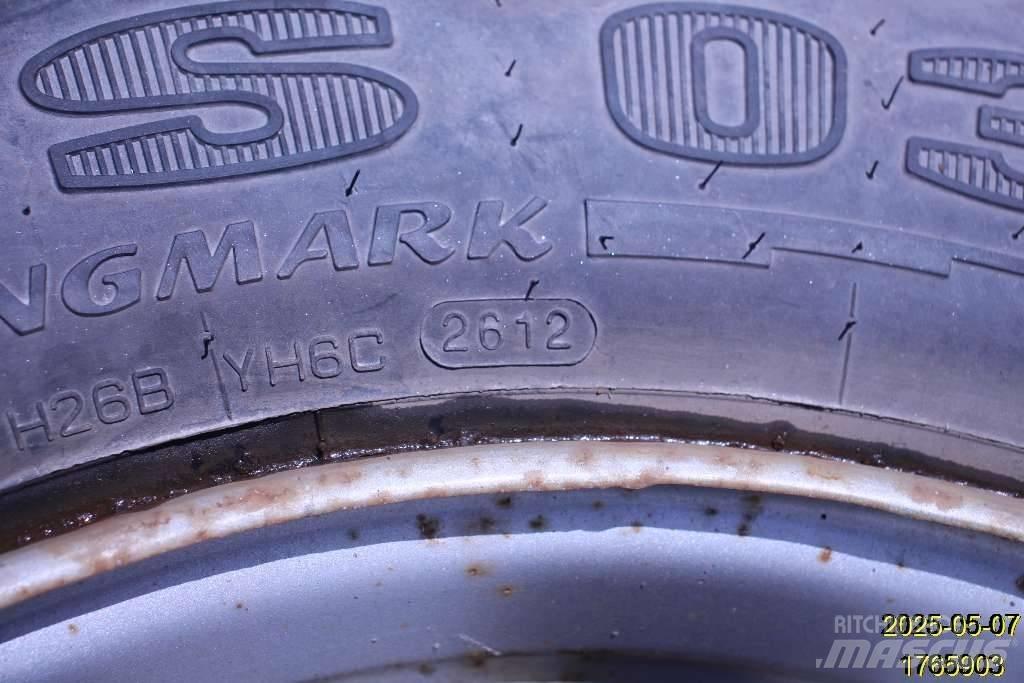 Marshal KRS 03 Pneus, roues et jantes