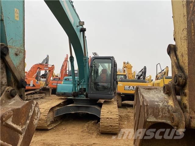 Kobelco SK 210 Pelle sur chenilles