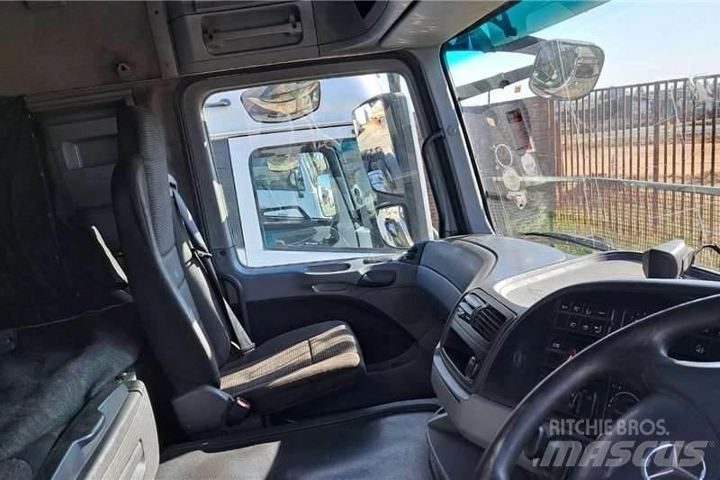 Mercedes-Benz 2644 Autre camion