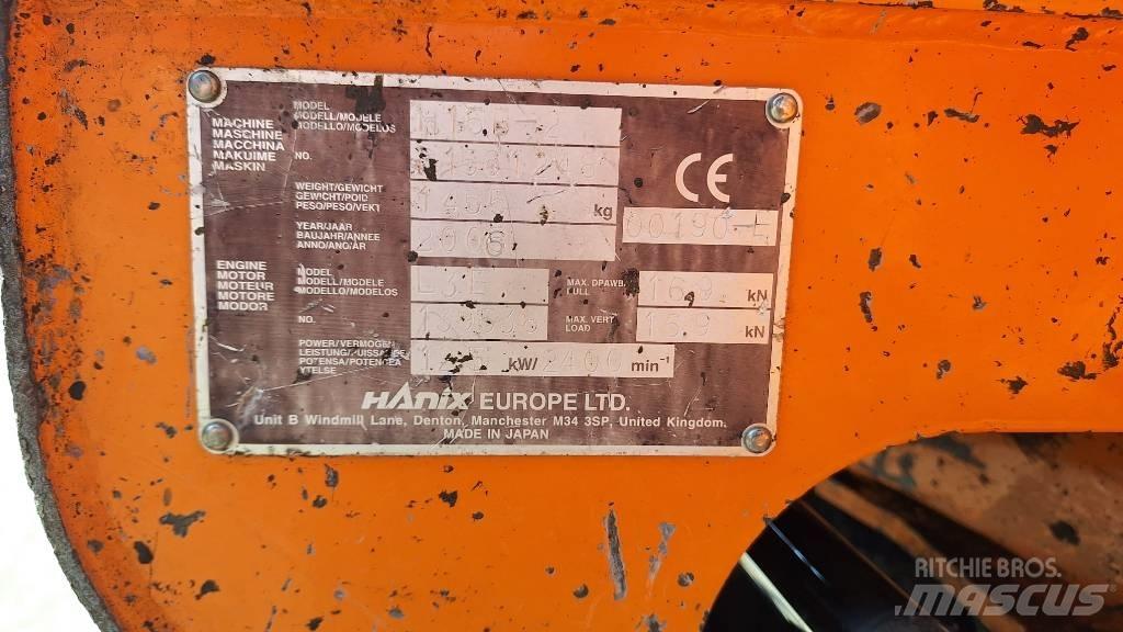 Hanix H15B-2 Mini pelle < 7t