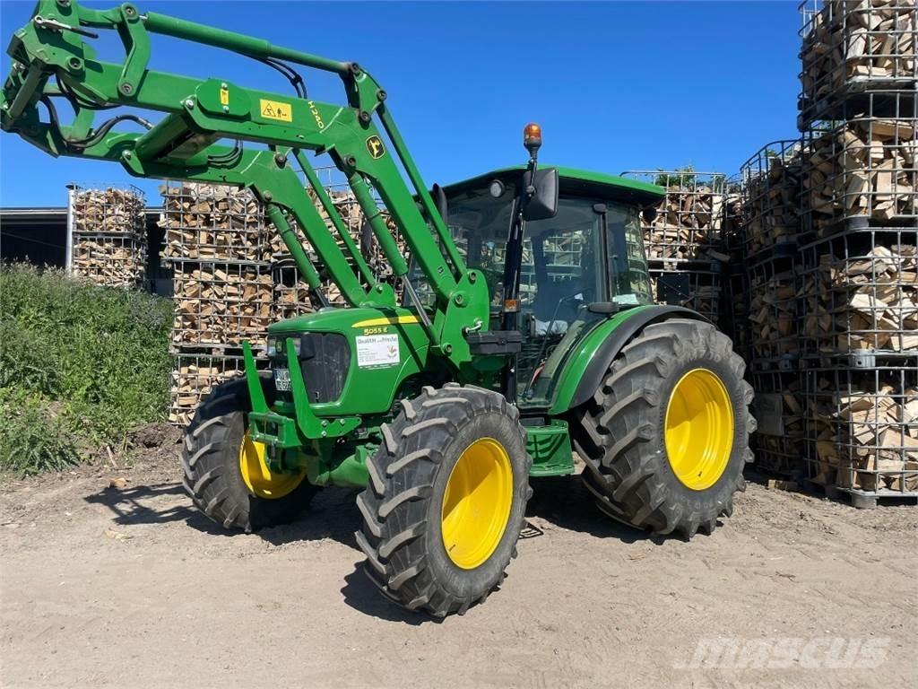John Deere 5055E Tracteur