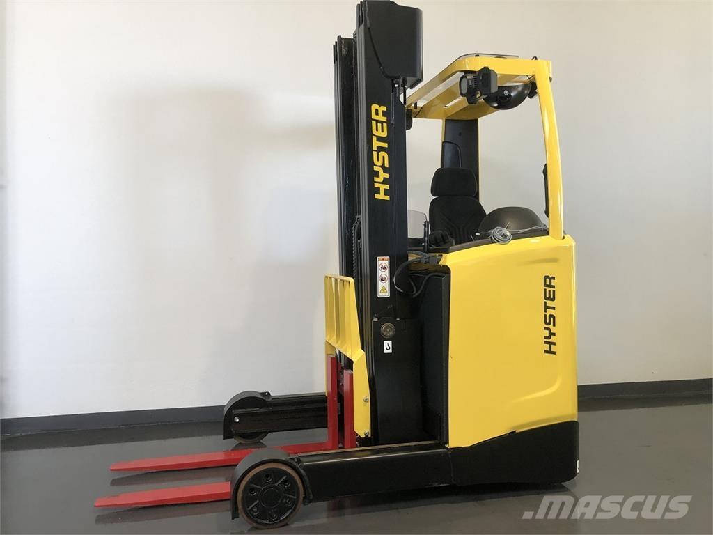 Hyster R1.4E Chariot à mât rétractable