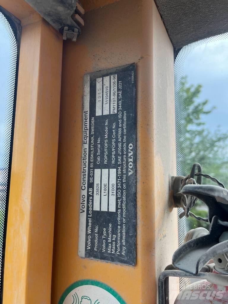 Volvo L 180 E Chargeuse sur pneus