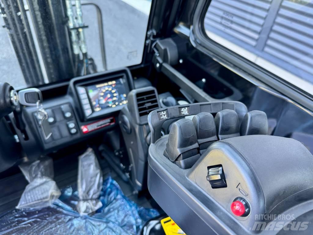 Hyundai 35DN-9V Chariots diesel