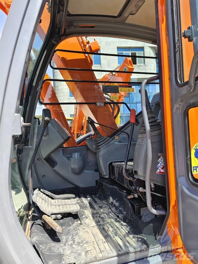 Hitachi ZX 75 Pelle sur chenilles