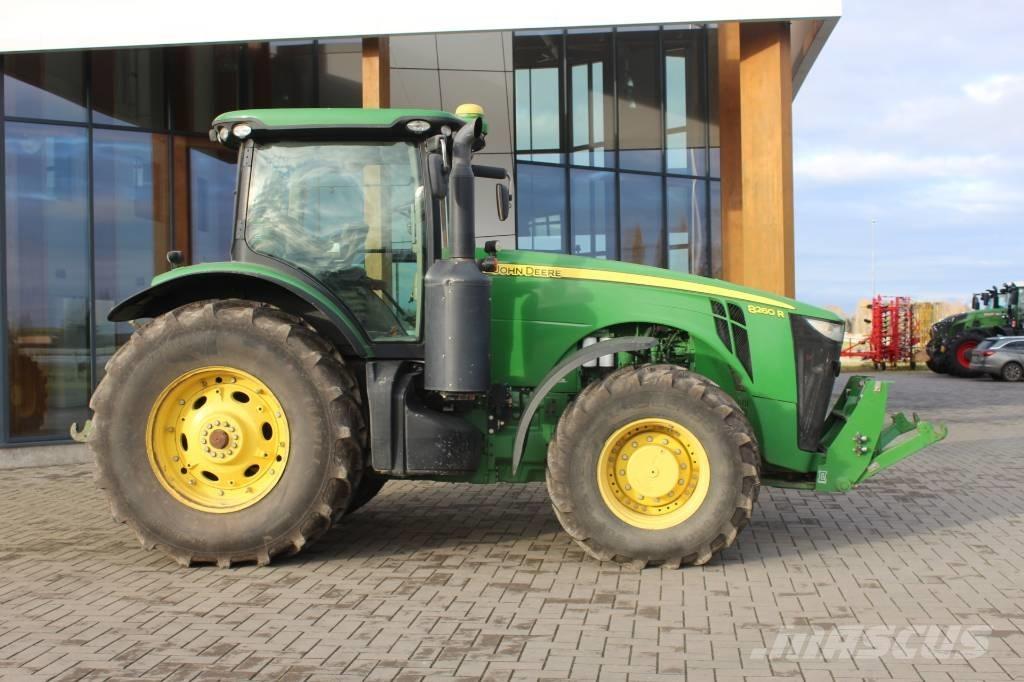 John Deere 8260 R Tracteur