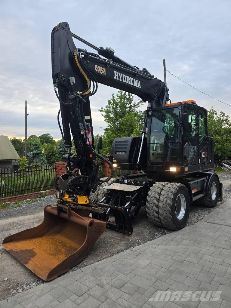 Hydrema MX 14 Pelle sur pneus