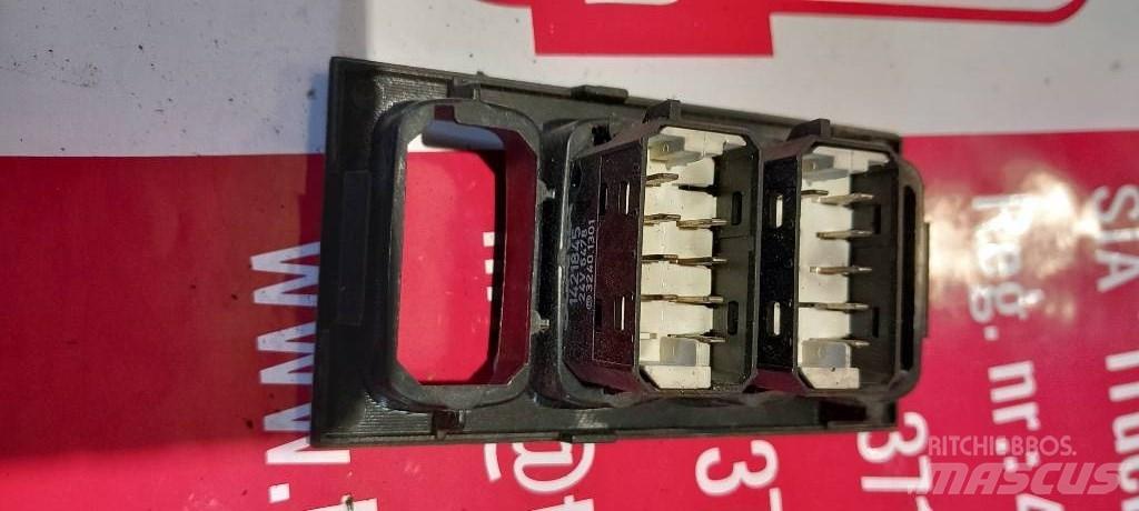 Scania R 440.   1421845 Cabines