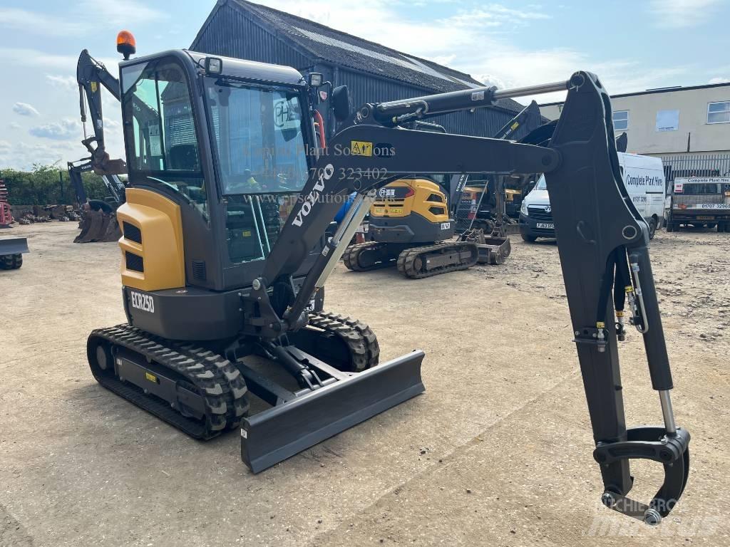 Volvo ECR 25 D Mini pelle < 7t