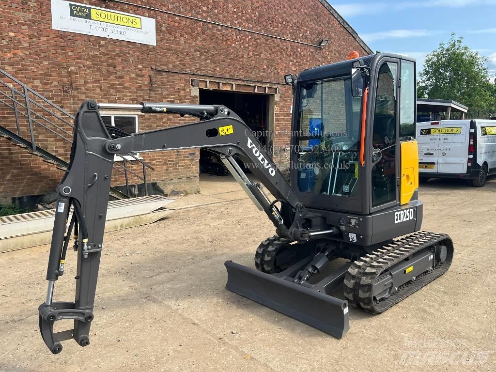 Volvo ECR 25 D Mini pelle < 7t