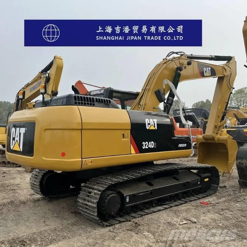 CAT 324 D Pelle sur chenilles