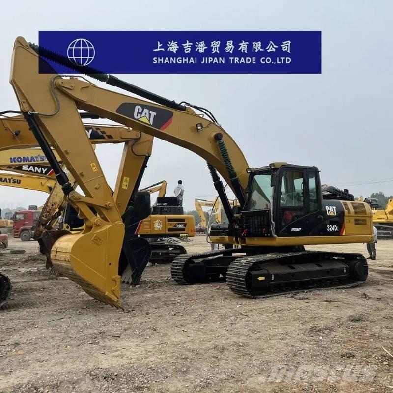 CAT 324 D Pelle sur chenilles