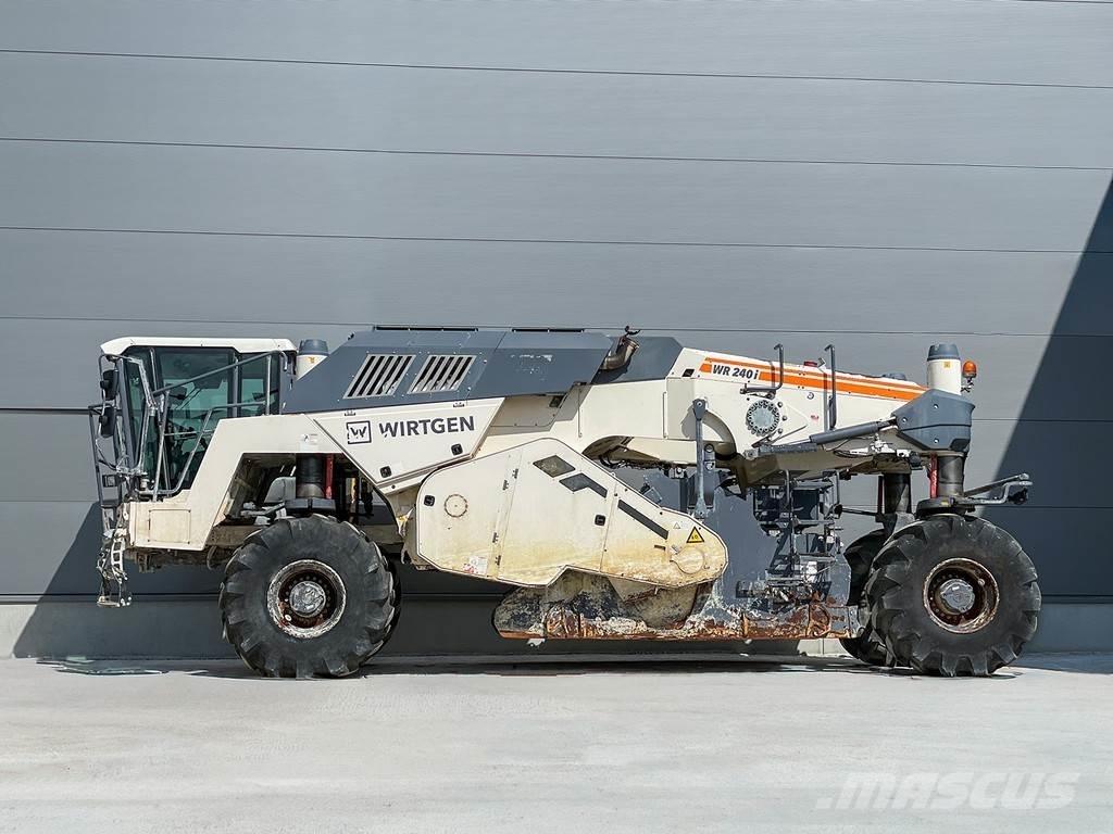 Wirtgen WR 240I Recycleur bitume