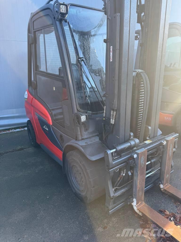 Linde H30D-01 Chariots diesel