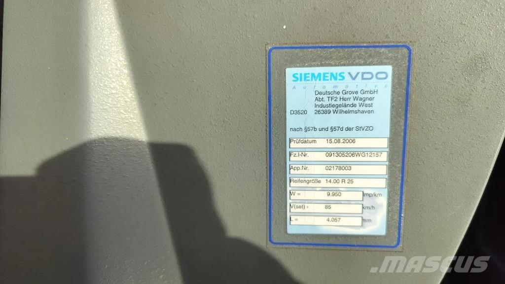 Grove GMK5130-1 Grues tout terrain