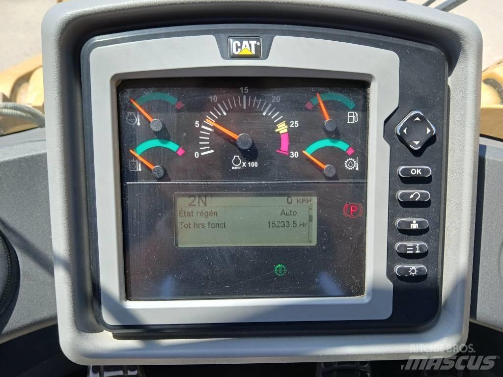 CAT 972 K Chargeuse sur pneus