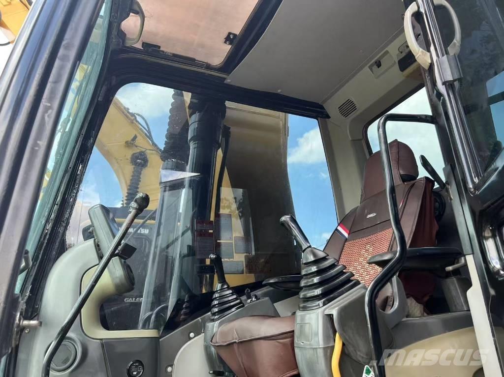 CAT 323DL Pelle sur chenilles