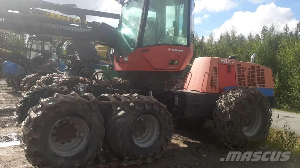 Valmet 901.2 Abatteuse