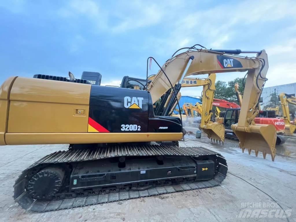 CAT 320 D Pelle sur chenilles