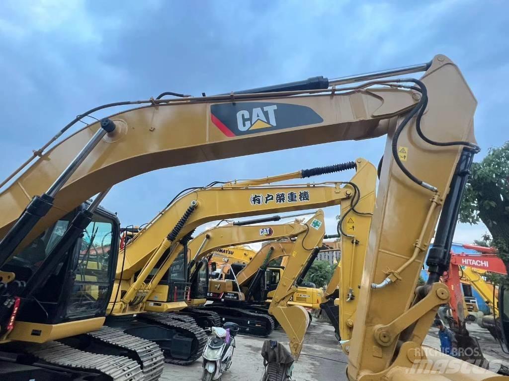 CAT 320 D Pelle sur chenilles