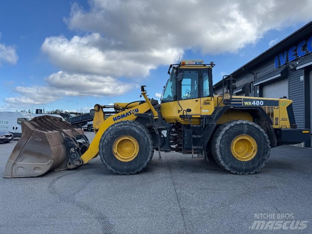 Komatsu WA 480 Chargeuse sur pneus