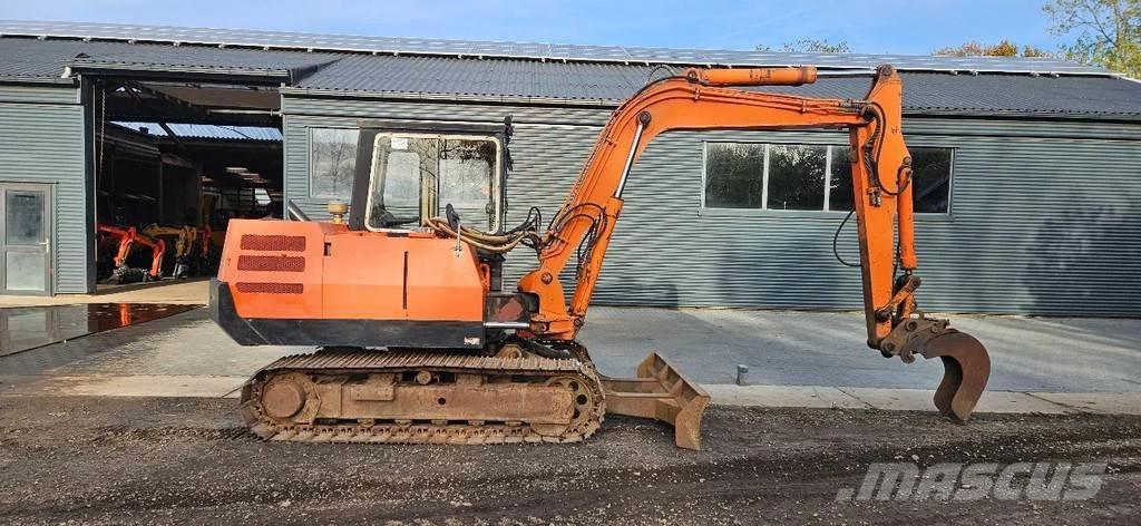 Takeuchi TB 068 Mini pelle < 7t