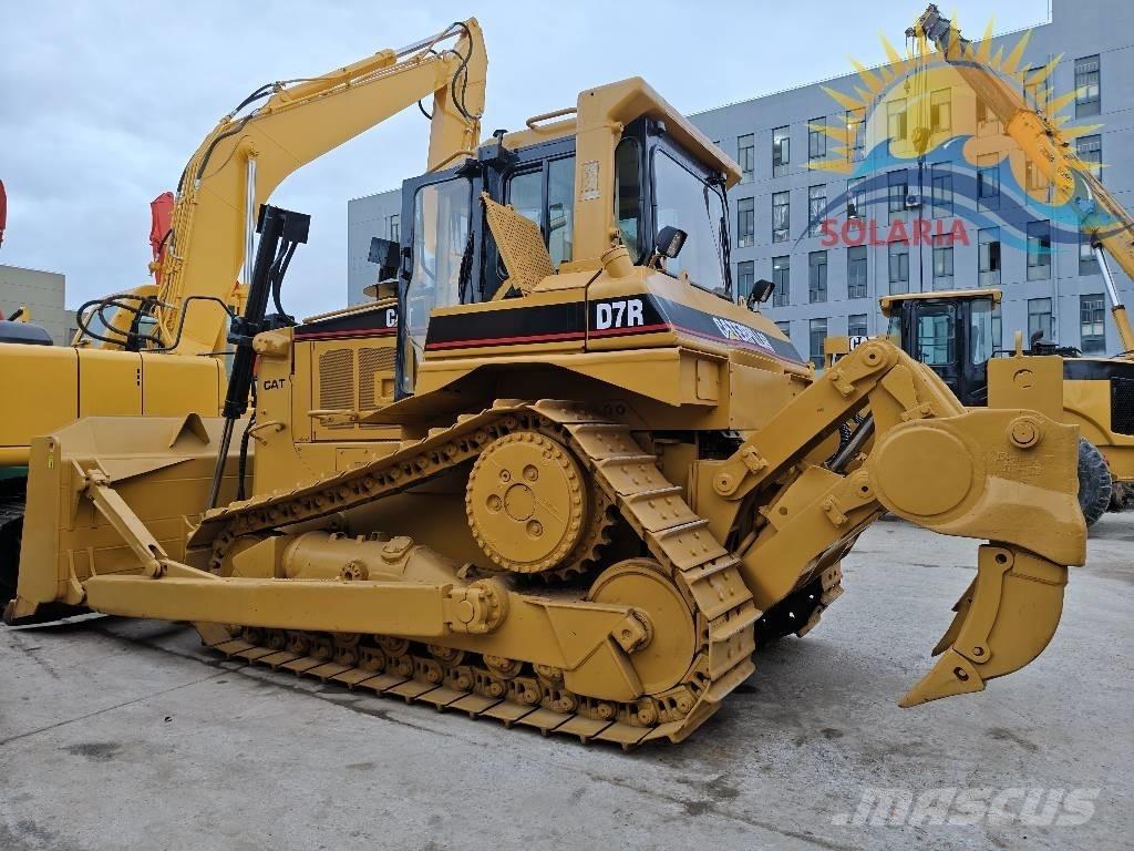 CAT D 7 R Bouteurs sur chenilles
