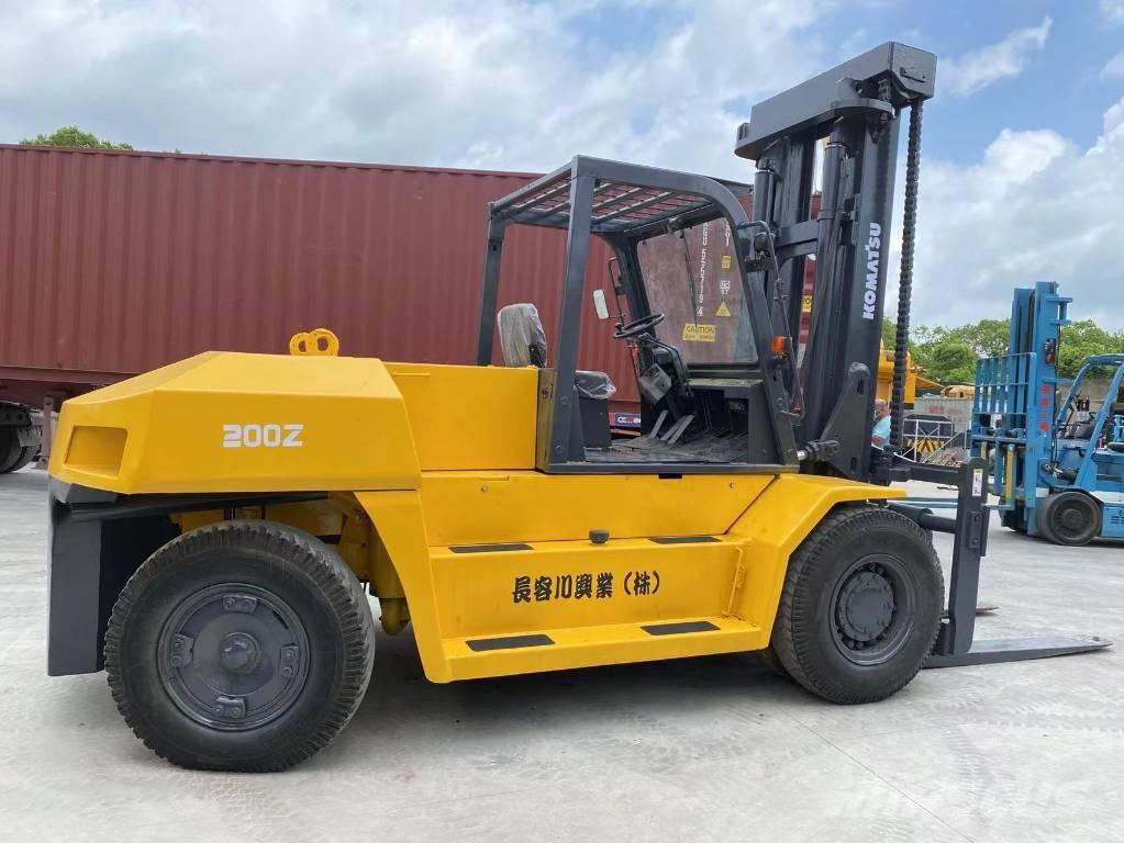 Komatsu FD 160 Chariots diesel