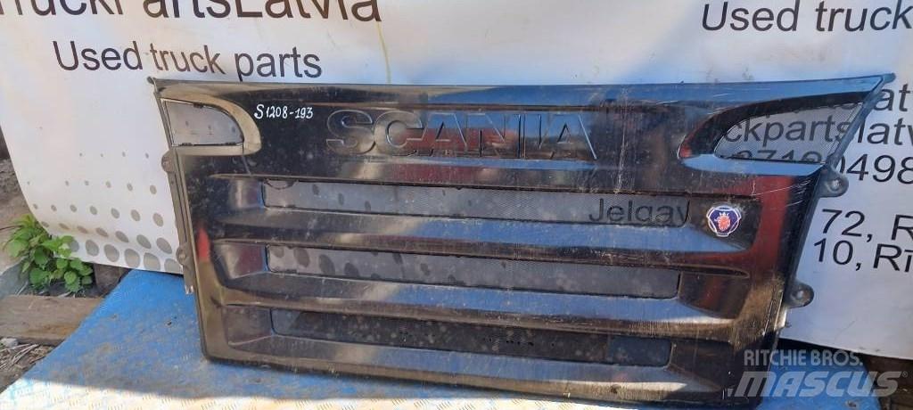 Scania 94 D.   1880736 Cabines