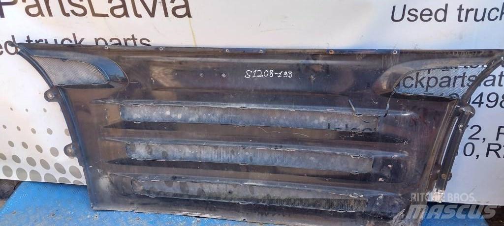 Scania 94 D.   1880736 Cabines