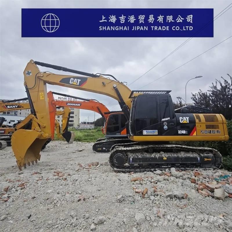 CAT 324 D Pelle sur chenilles