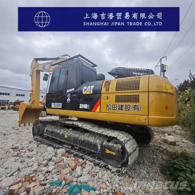 CAT 324 D Pelle sur chenilles