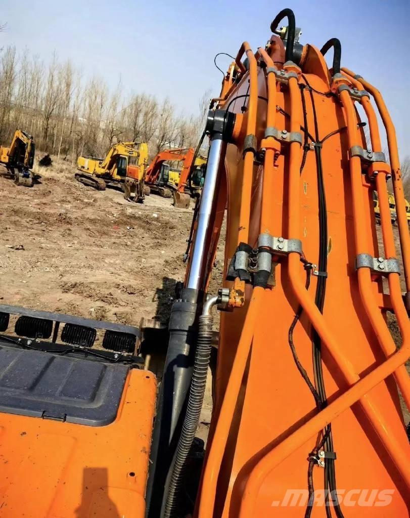 Doosan DX 500 LC Pelle sur chenilles