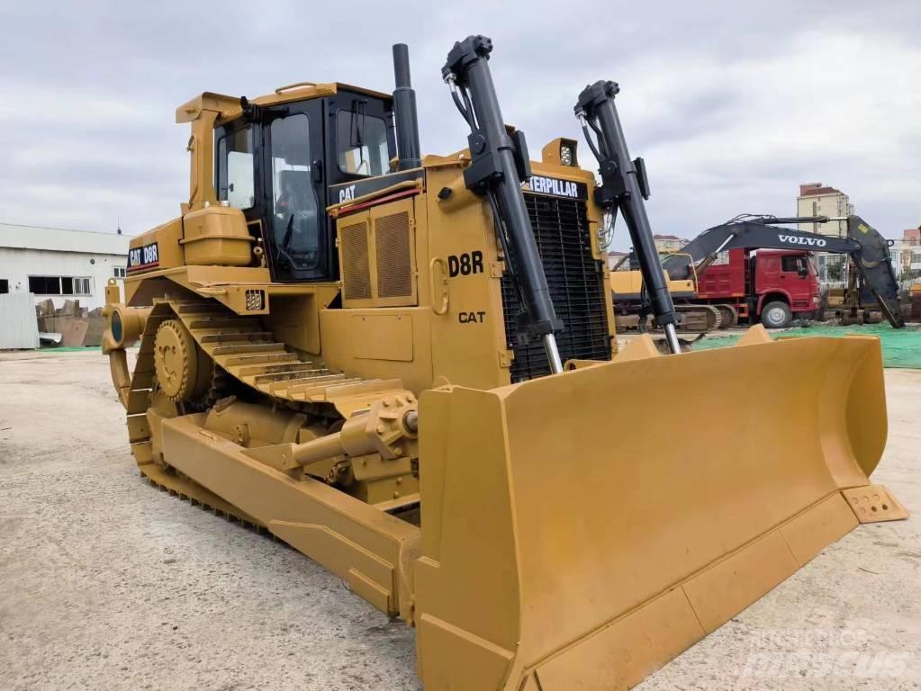 CAT D 8 R Bouteurs sur chenilles