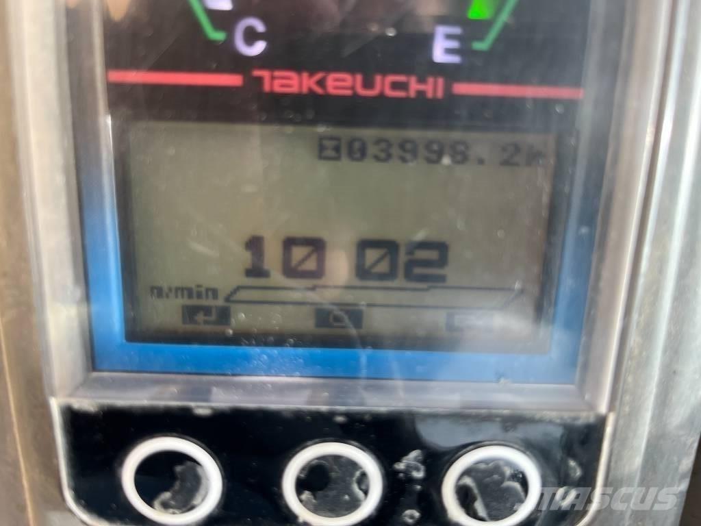 Takeuchi TB 225 Mini pelle < 7t
