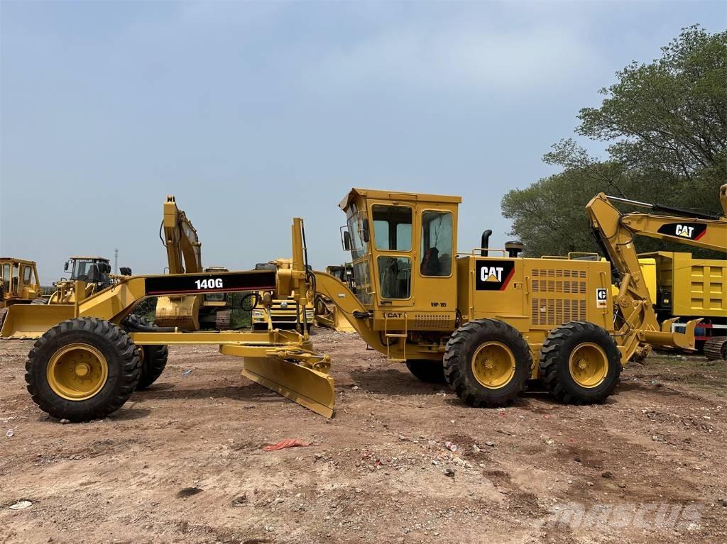 CAT 140 G Niveleuse