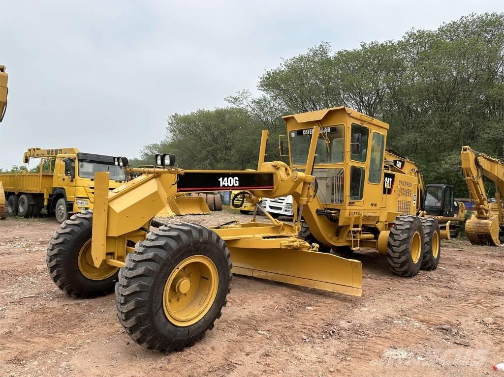 CAT 140 G Niveleuse