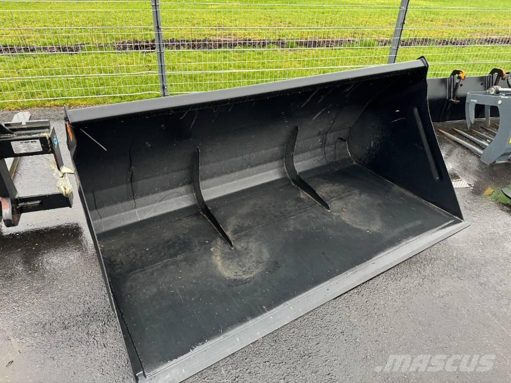 Quicke Skopa VS 200 Autres équipements pour tracteur