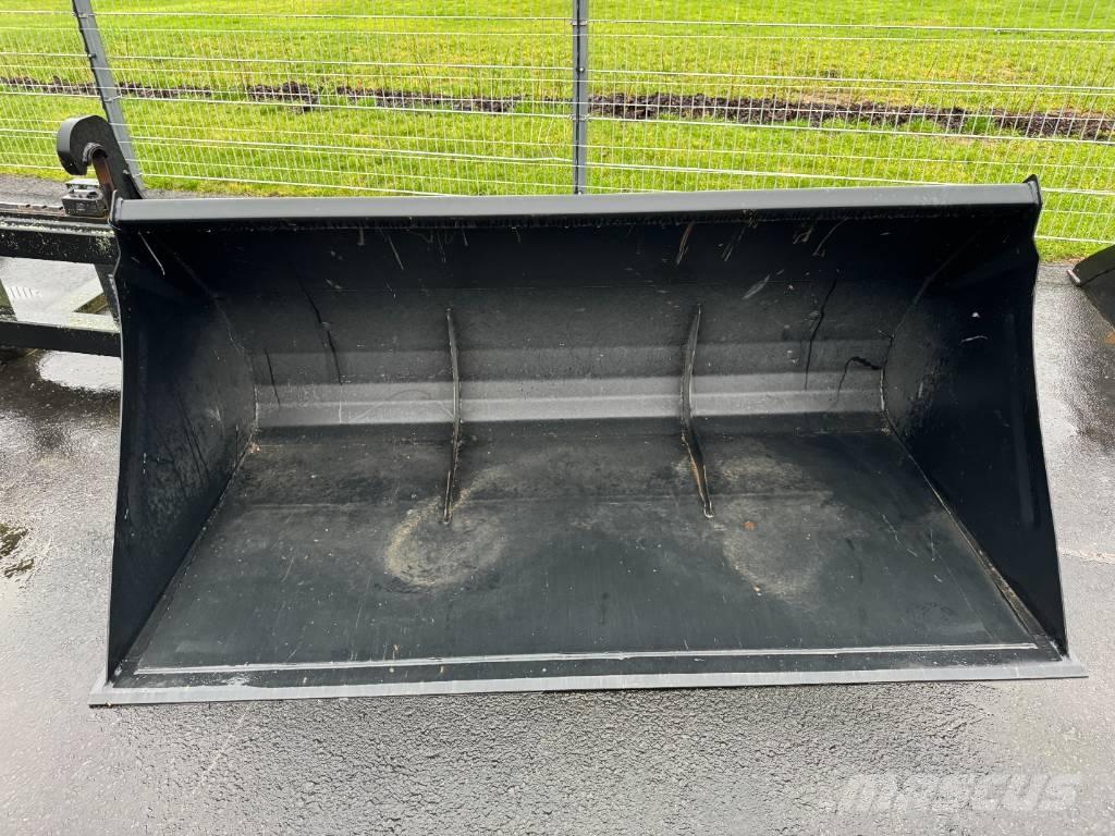 Quicke Skopa VS 200 Autres équipements pour tracteur