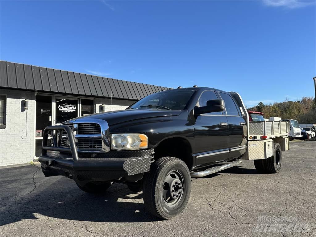 Dodge RAM 3500 Camion plateau